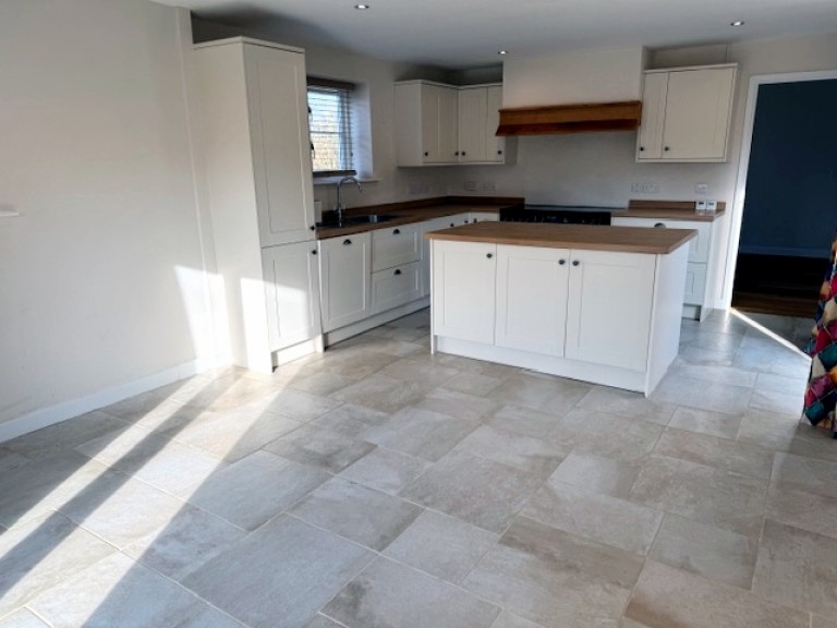 Images for High Street, 2 High Street, Lois Weedon