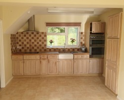Images for Middlethorpe, Lois Weedon