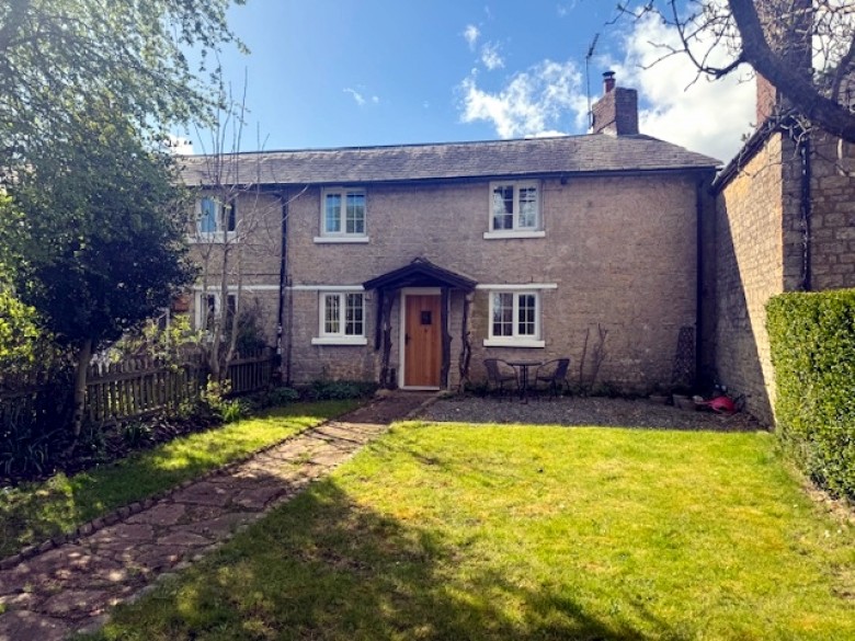 Click the photo for more details of High Street, 2 High Street, Whittlebury, Towcester