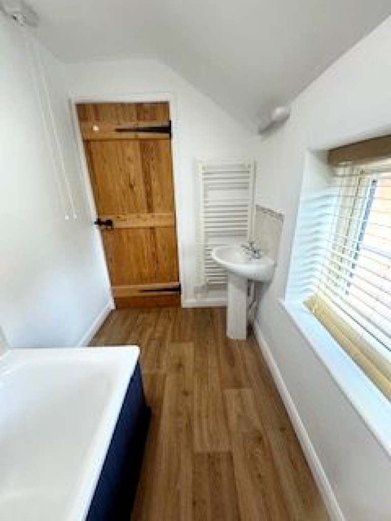 Images for Tithe Road, Weedon