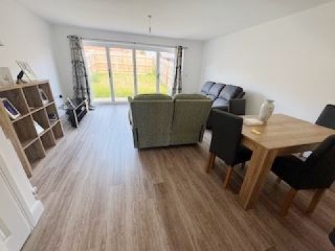 Click the photo for more details of High Street, Flore