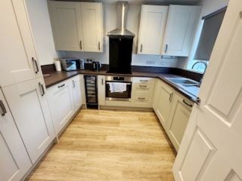 Click the photo for more details of High Street, Flore