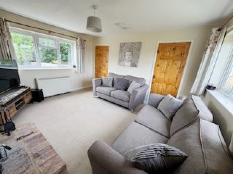 Images for High Street, Astcote