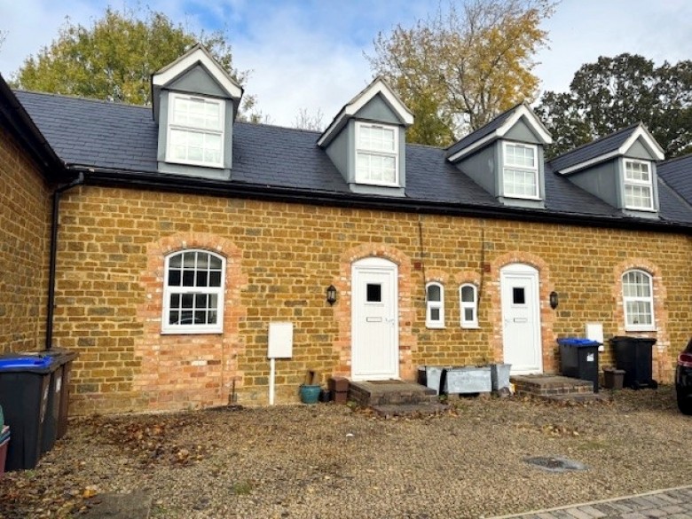 Click the photo for more details of Packhorse Yard, 2 Packhorse Yard, Charwelton