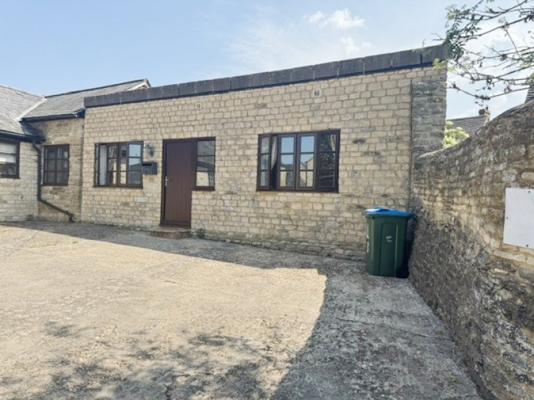 Click the photo for more details of The Piggeries, Mill Lane, Westbury, Brackley